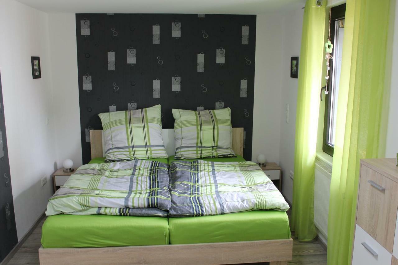 Ferienhaus "Am Backes" Gefell Екстериор снимка
